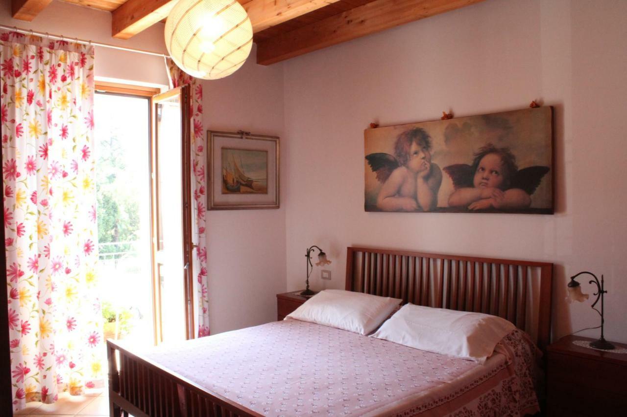 Bed & Breakfast Lucy バルドリーノ エクステリア 写真